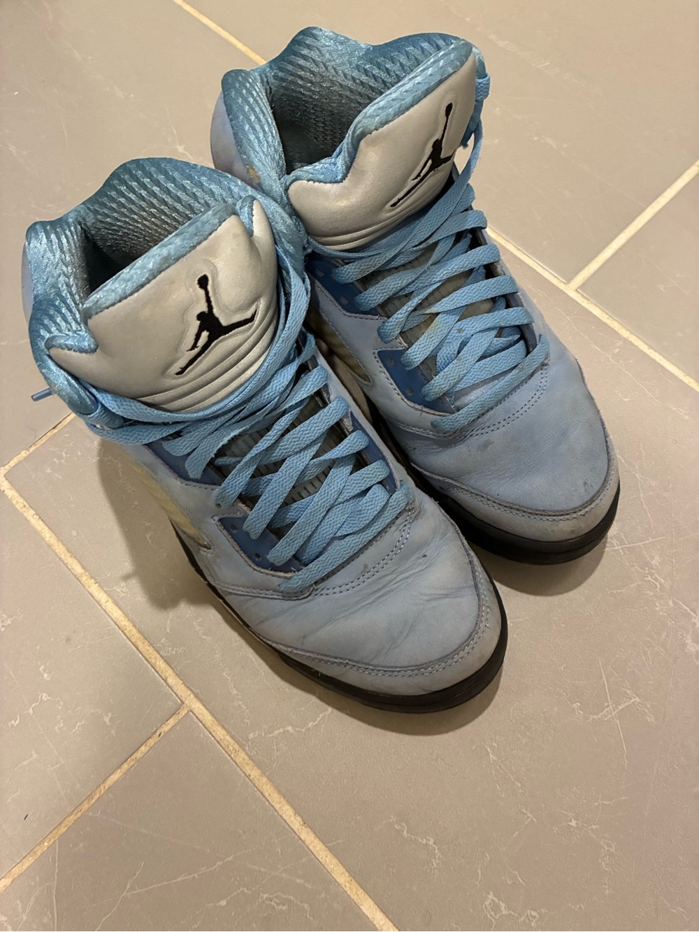 Nike Air Jordan 5 UNC University Blue Sneakers Men's Size 8.5